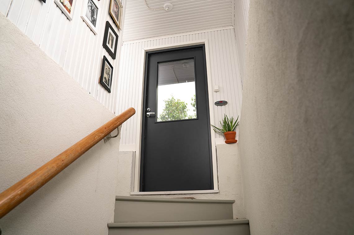 swedoor-ulko-ovi-eco-balcony-po1894-w12-portaat-h757